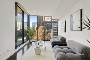 Central location 2Bed Apt with Parking